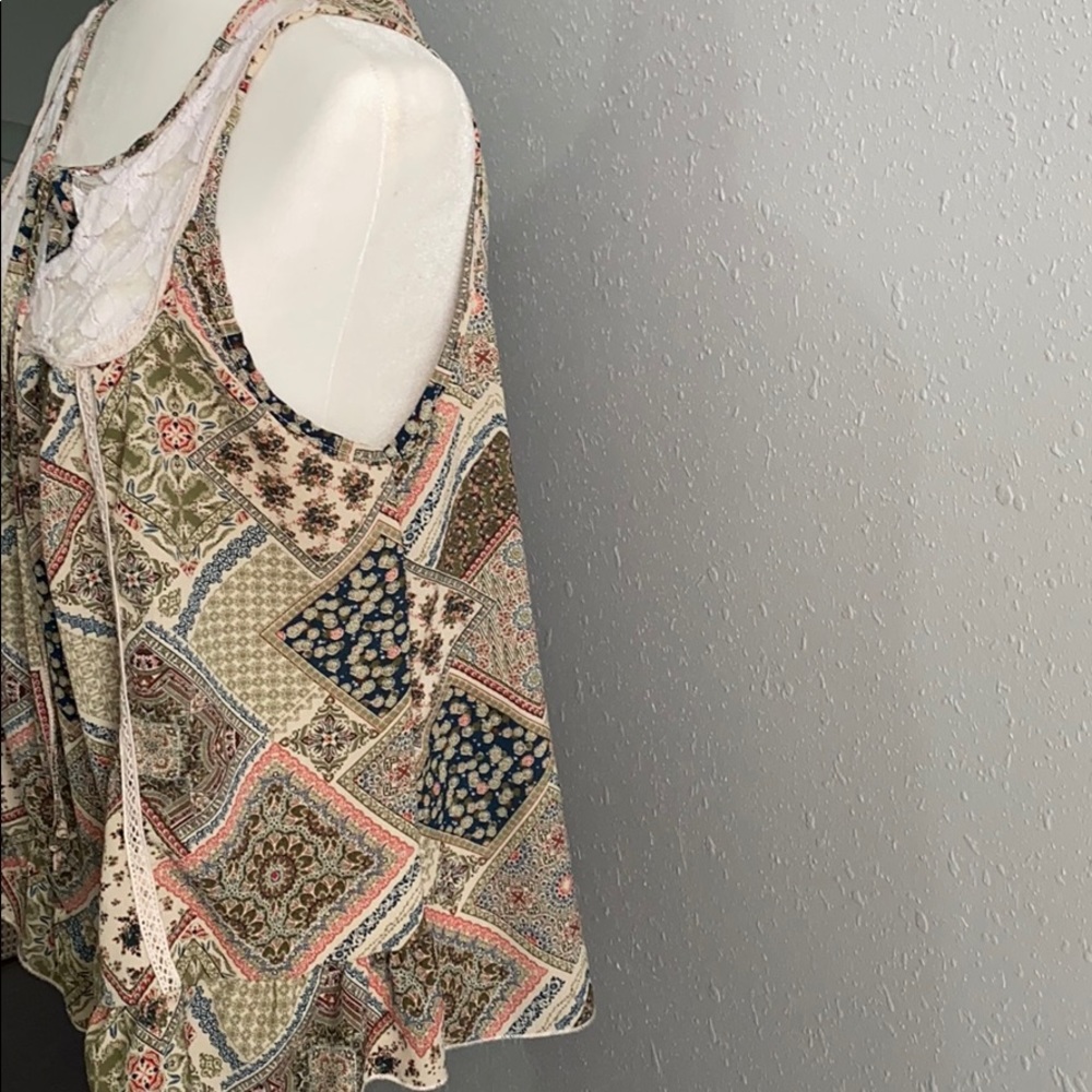Blouse - Picture 4 of 5